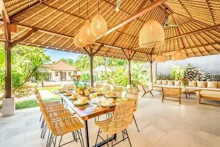 Villa Toscana - 7 Bdr Luxury Villa With Private Pool Seminyak  Seminyak (Bali)