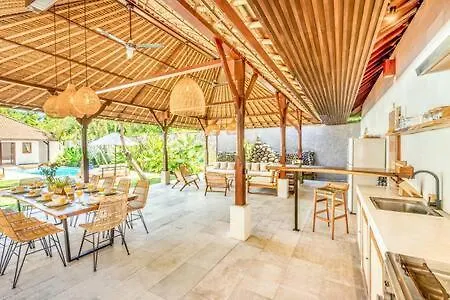 Villa Toscana - 7 Bdr Luxury Villa With Private Pool Seminyak