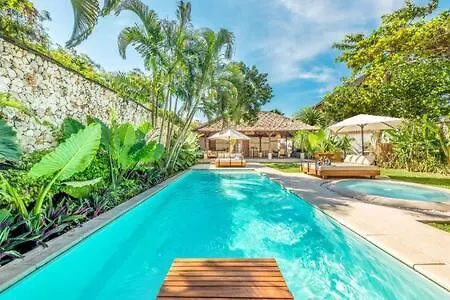 Villa Toscana - 7 Bdr Luxury Villa With Private Pool Seminyak